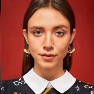 18K Gold Harry Potter Magical Winged Flying Keys Hogwarts Dangle Womens Earrings